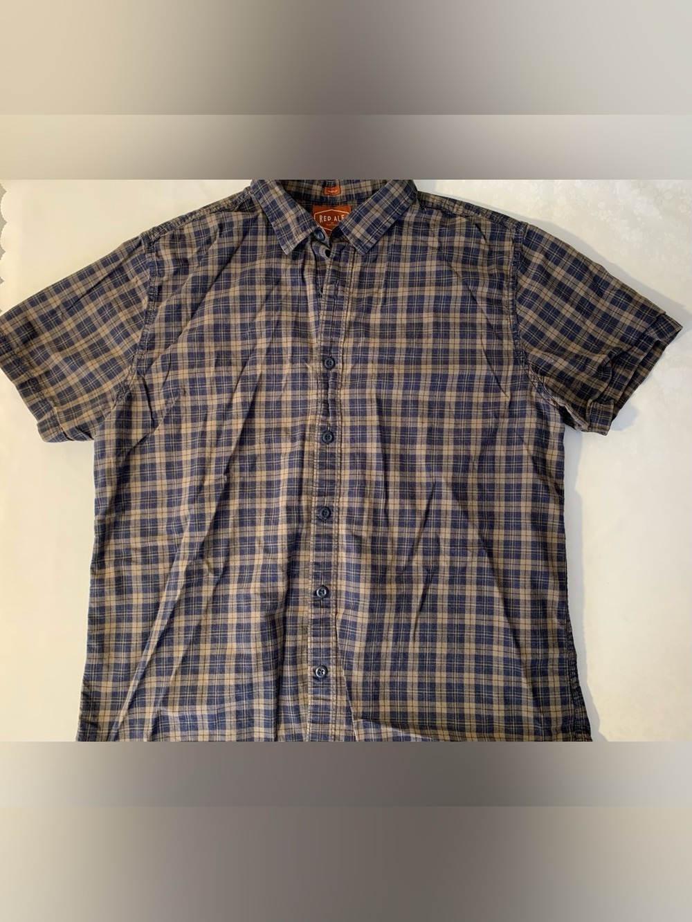 🧚🏻‍♀️Navy & Tan Plaid Short-Sleeve Shirt